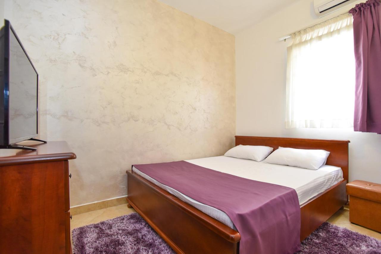 Hotel Suzana ブドヴァ エクステリア 写真