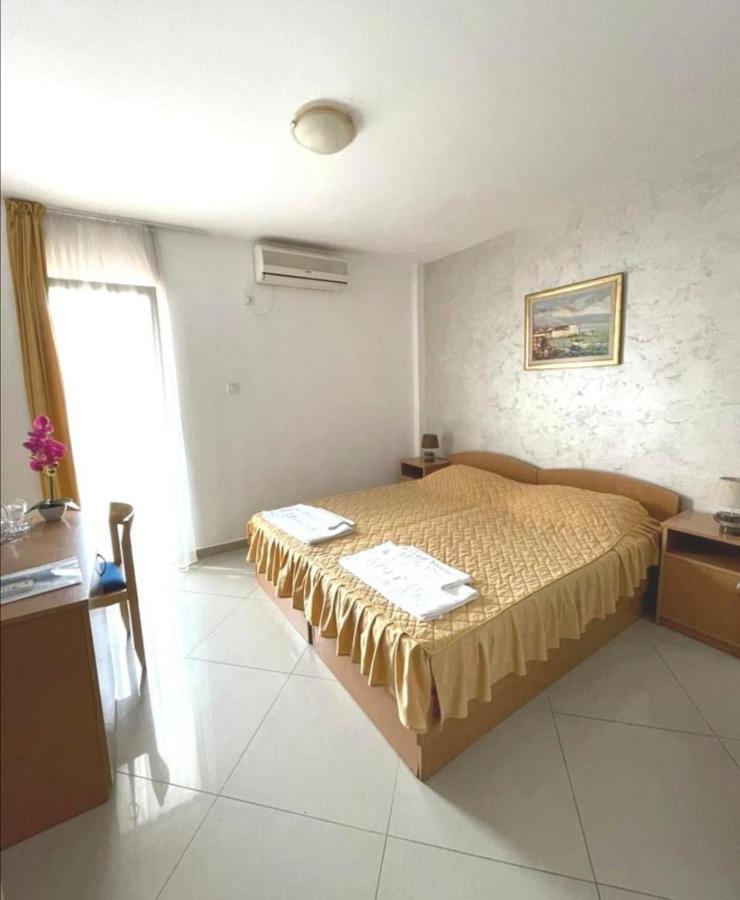 Hotel Suzana ブドヴァ エクステリア 写真