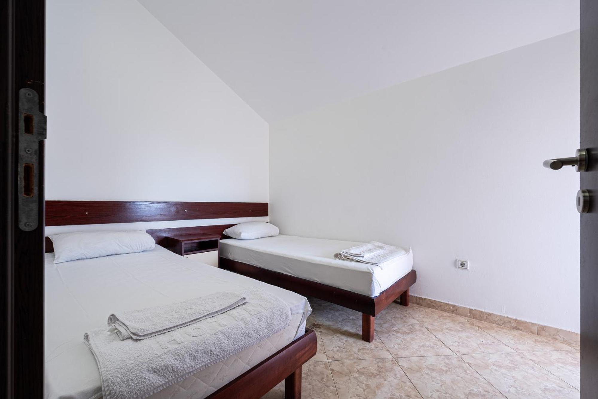 Hotel Suzana ブドヴァ 部屋 写真