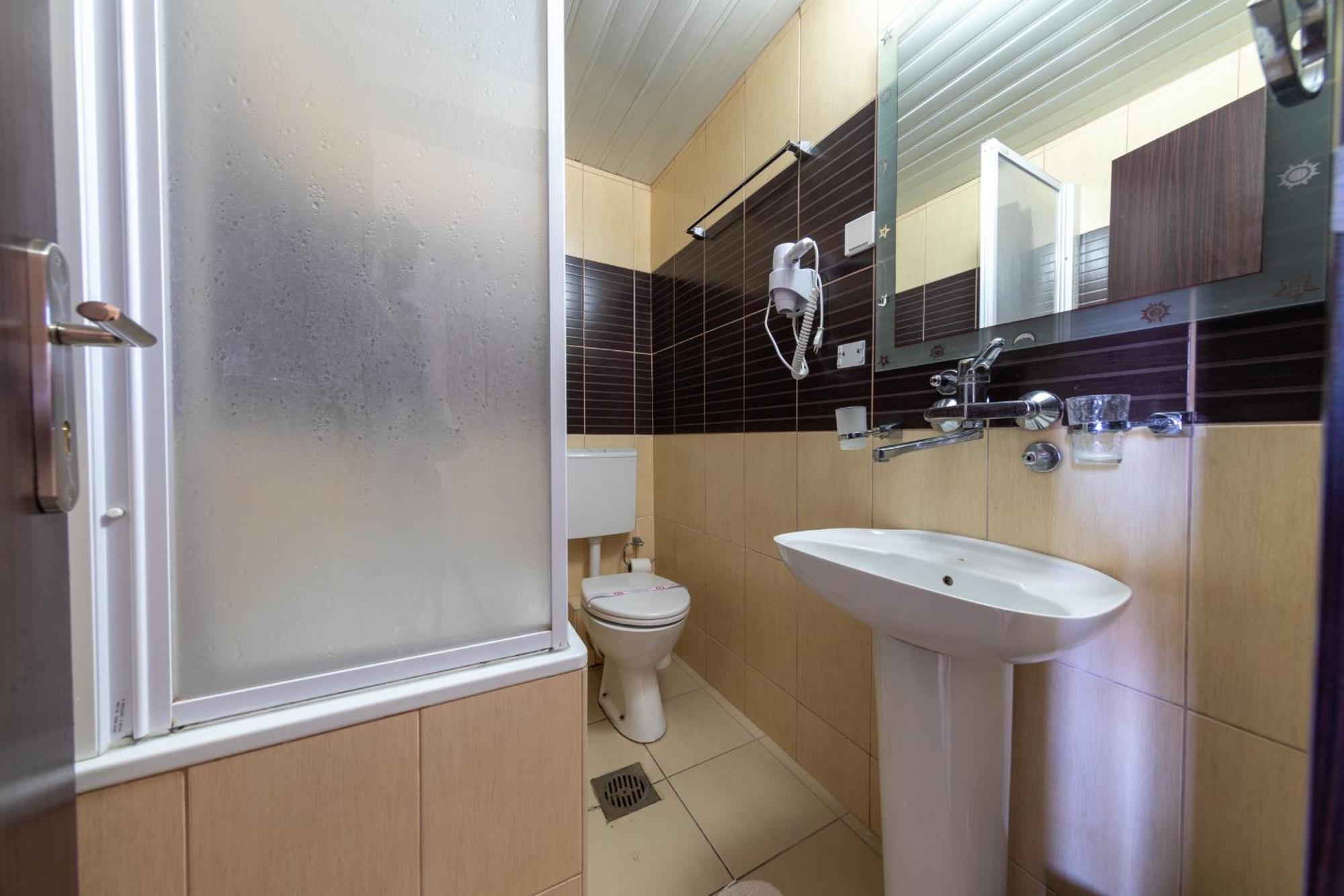 Hotel Suzana ブドヴァ 部屋 写真